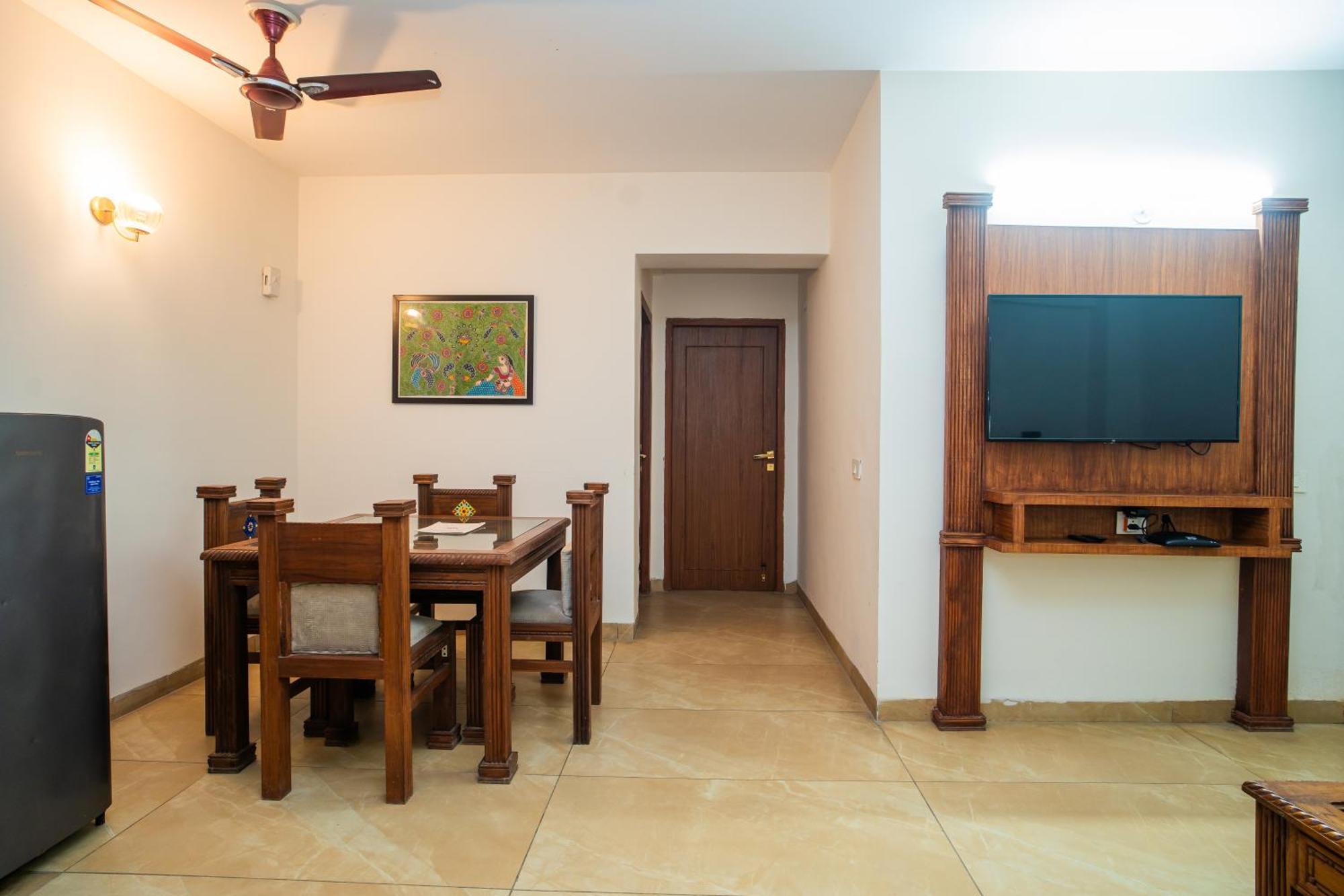 Luxury Aloha Apartments, リシケーシュ エクステリア 写真
